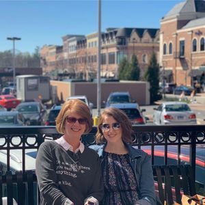 Meet your Posher, Tina